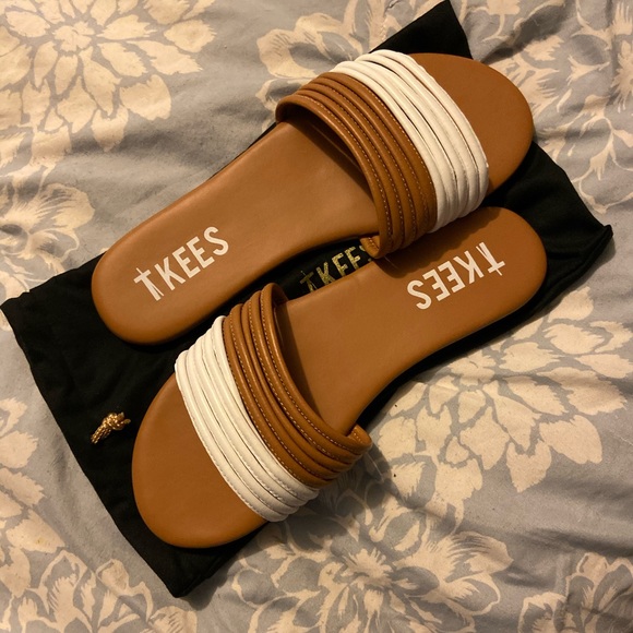 TKEES Shoes - Tkees Sandler’s